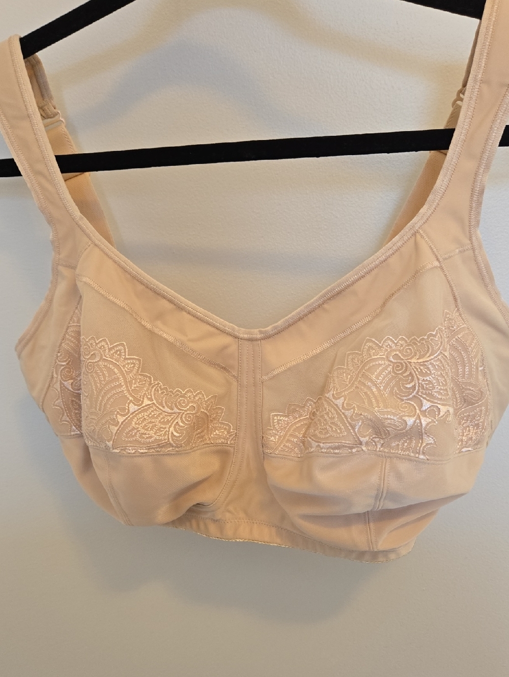 Amoena Masectomy Beige Lace-Accent Wire-Free Bra